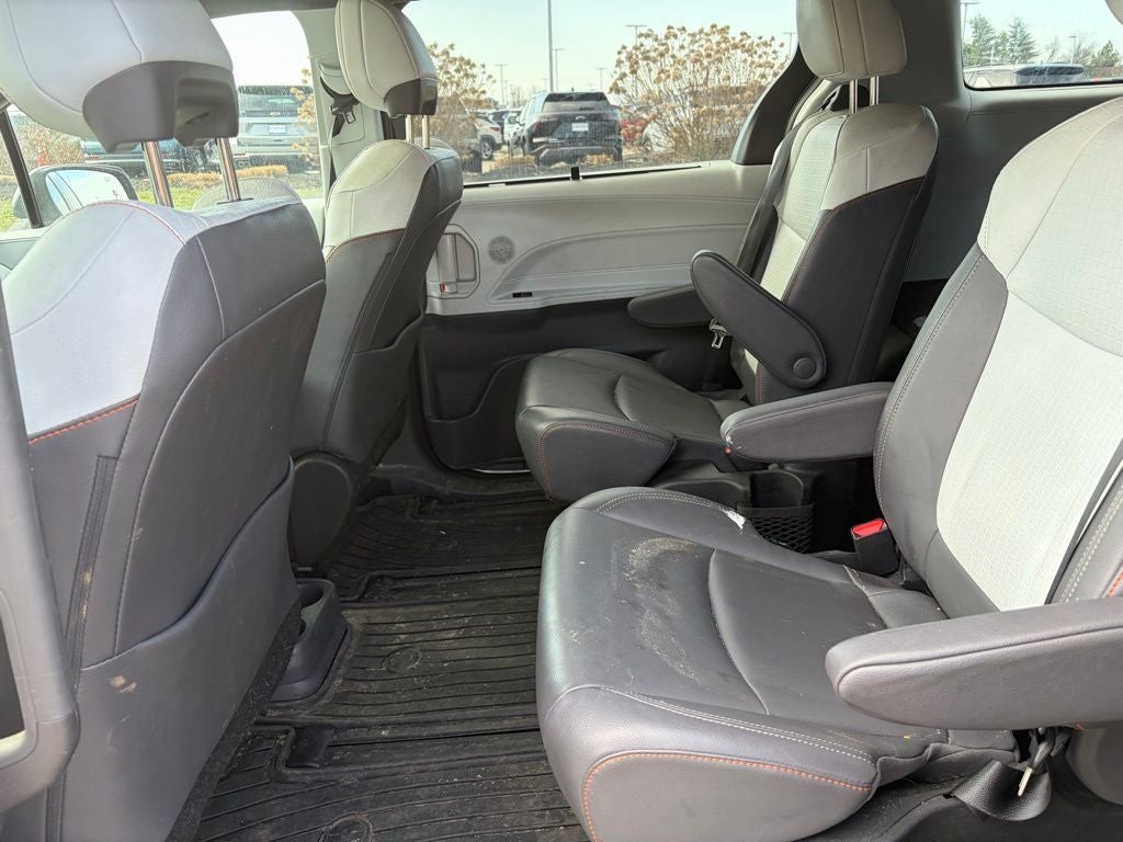 2022 Toyota Sienna XSE
