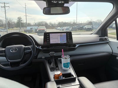 2022 Toyota Sienna XSE