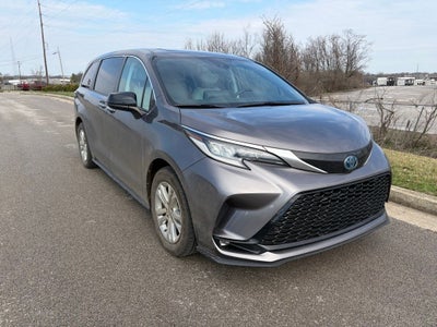 2022 Toyota Sienna XSE