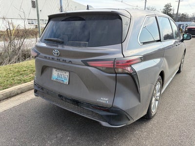 2022 Toyota Sienna XSE