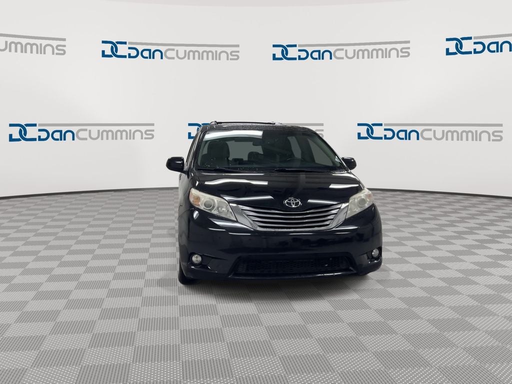2016 Toyota Sienna XLE