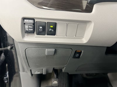 2018 Toyota Sienna XLE