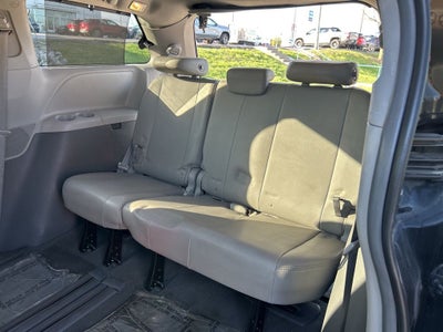 2019 Toyota Sienna XLE