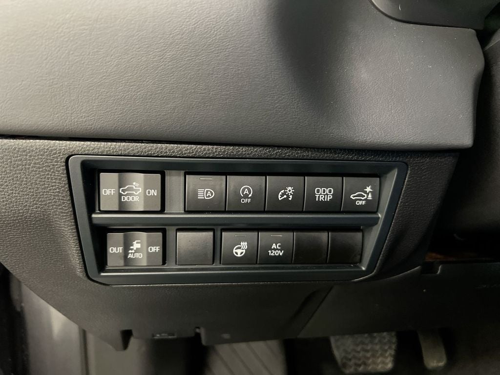 2025 Toyota Tundra Platinum