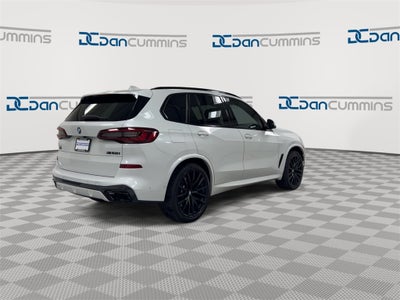 2022 BMW X5 M50i