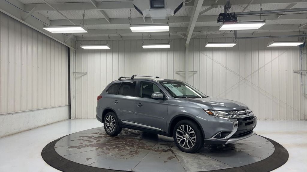 2016 Mitsubishi Outlander SE