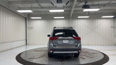 2016 Mitsubishi Outlander SE