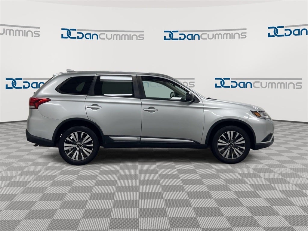 2019 Mitsubishi Outlander ES