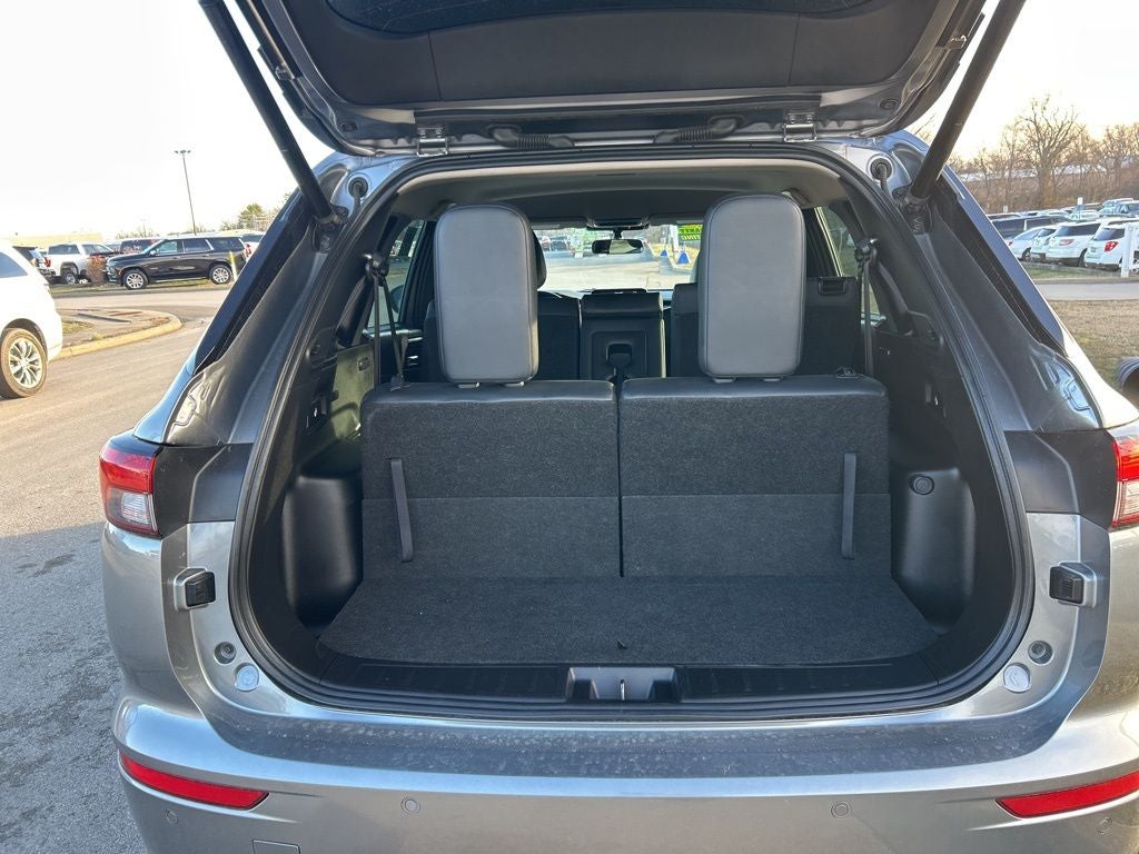 2023 Mitsubishi Outlander SE Special Edition