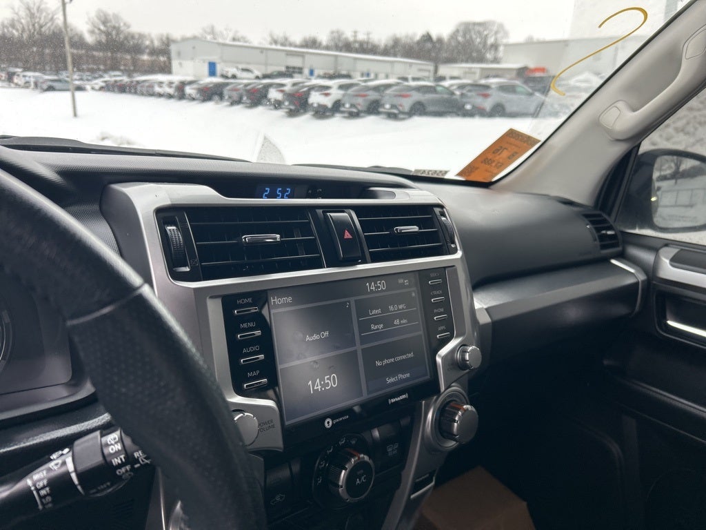 2022 Toyota 4Runner SR5