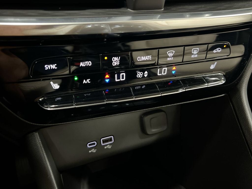 2024 Buick Encore GX Avenir