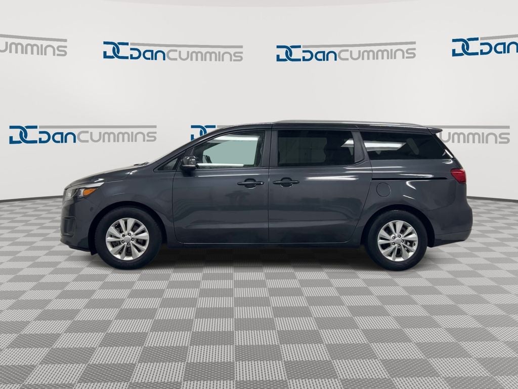 2017 Kia Sedona LX