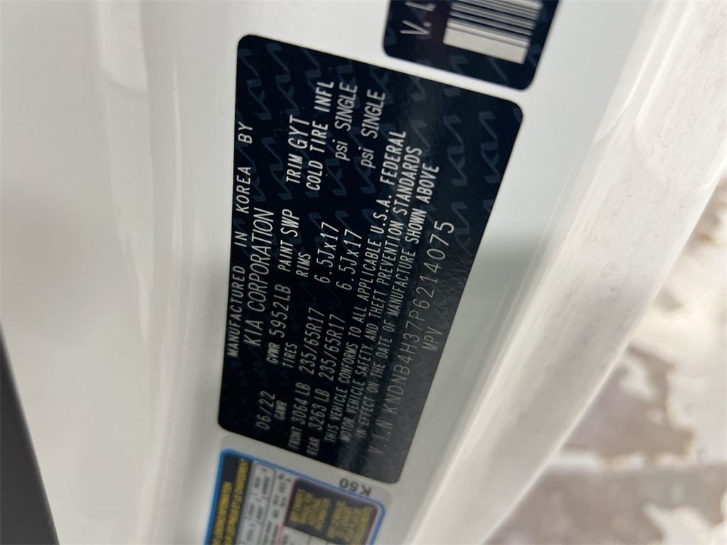 2023 Kia Carnival LX