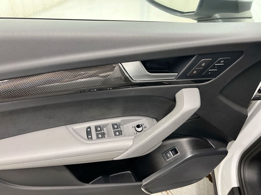 2022 Audi SQ5 Premium Plus