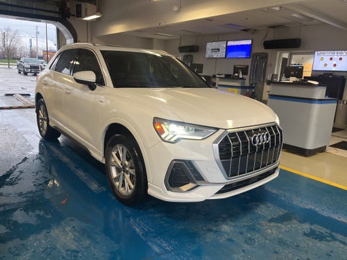 2022 Audi Q3 Premium Plus