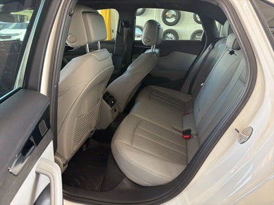 2023 Audi A4 45 S line Premium Plus