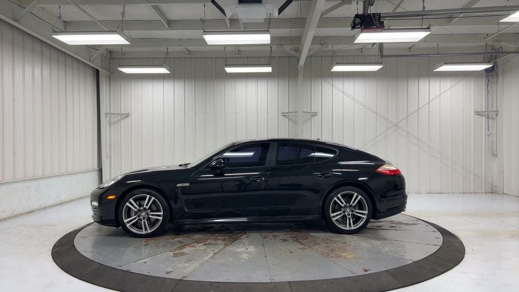 2011 Porsche Panamera 4