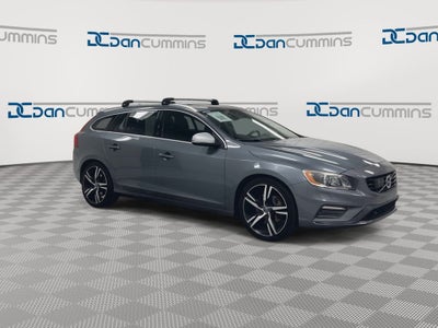 2017 Volvo V60 T6 R-Design Platinum