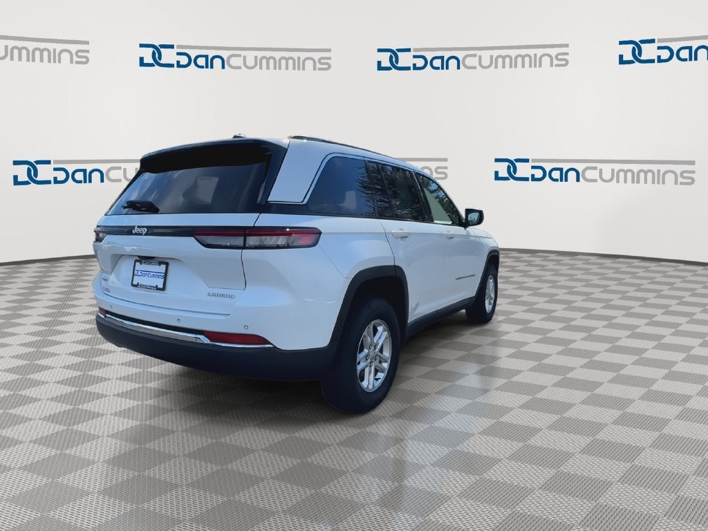 2024 Jeep Grand Cherokee Laredo