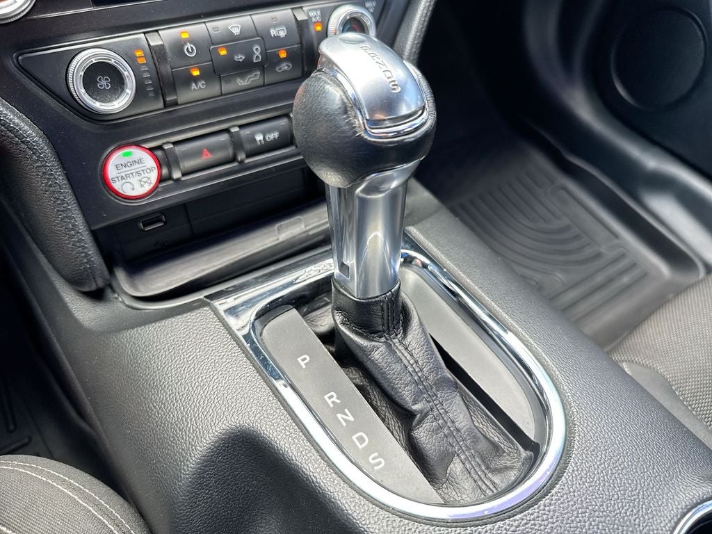 2016 Ford Mustang V6