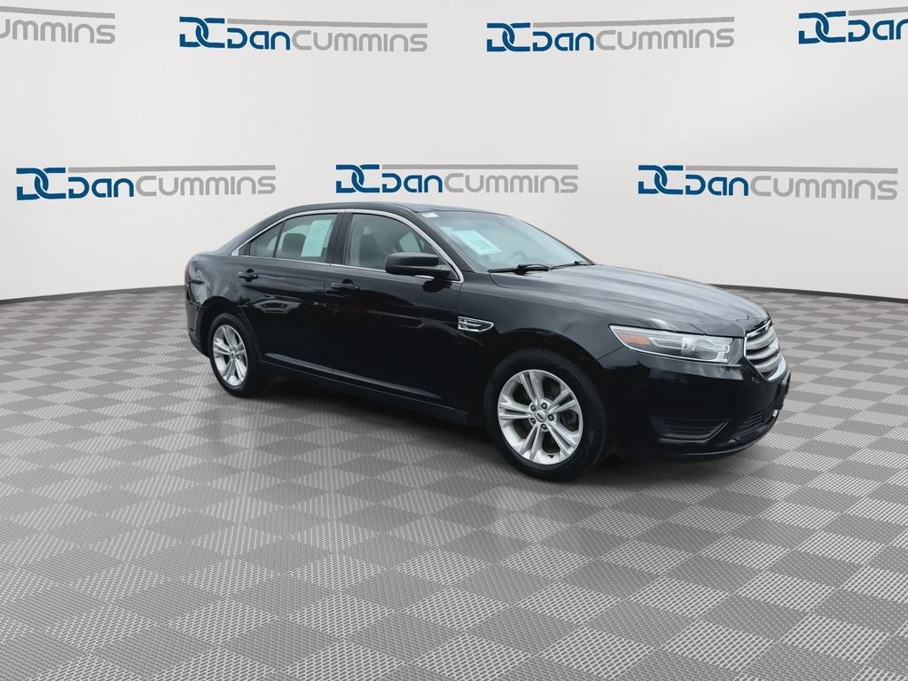 2016 Ford Taurus SE