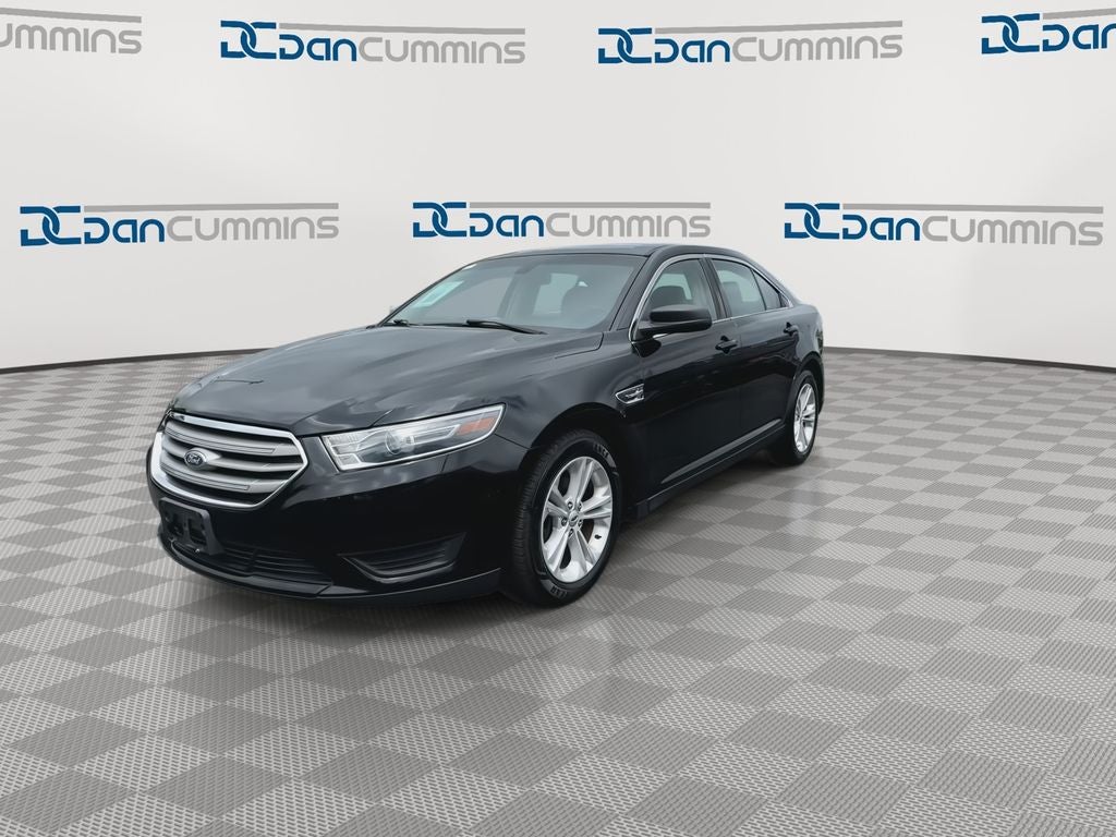 2016 Ford Taurus SE