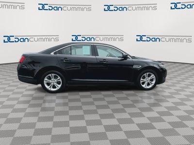 2016 Ford Taurus SE