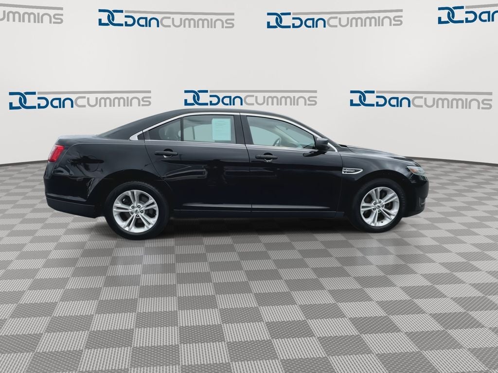 2016 Ford Taurus SE