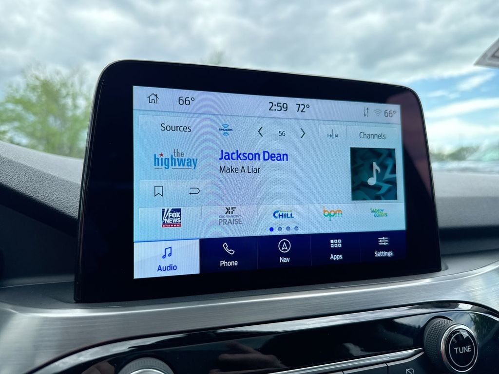 2022 Ford Escape Titanium