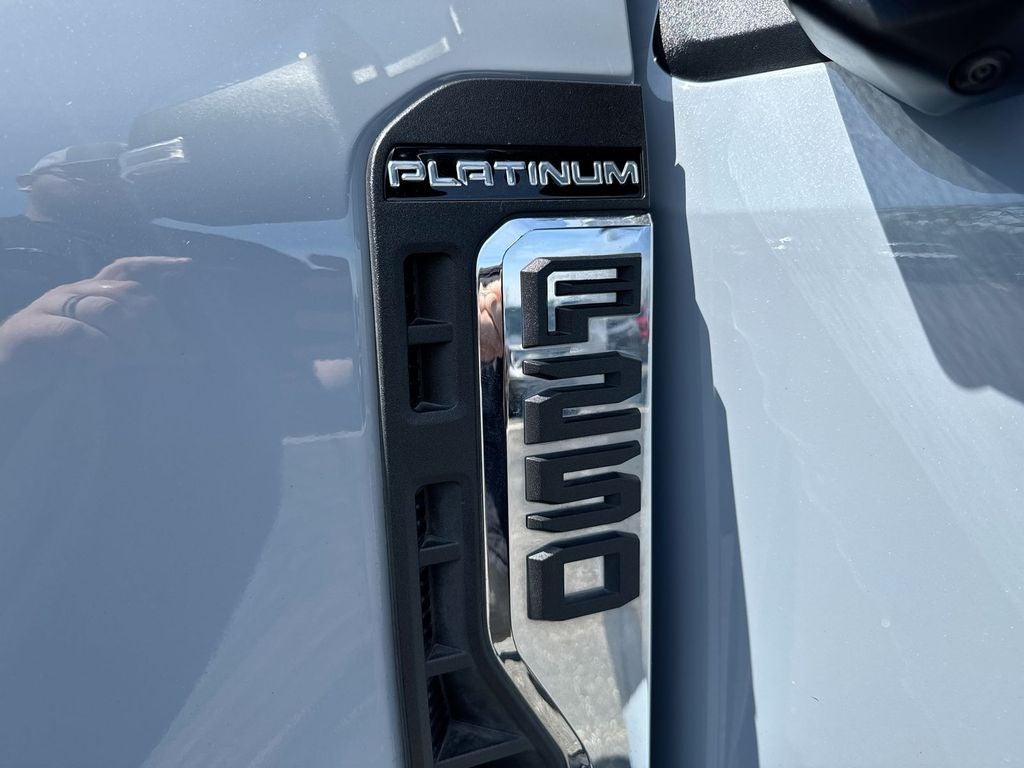 2024 Ford F-250SD Platinum