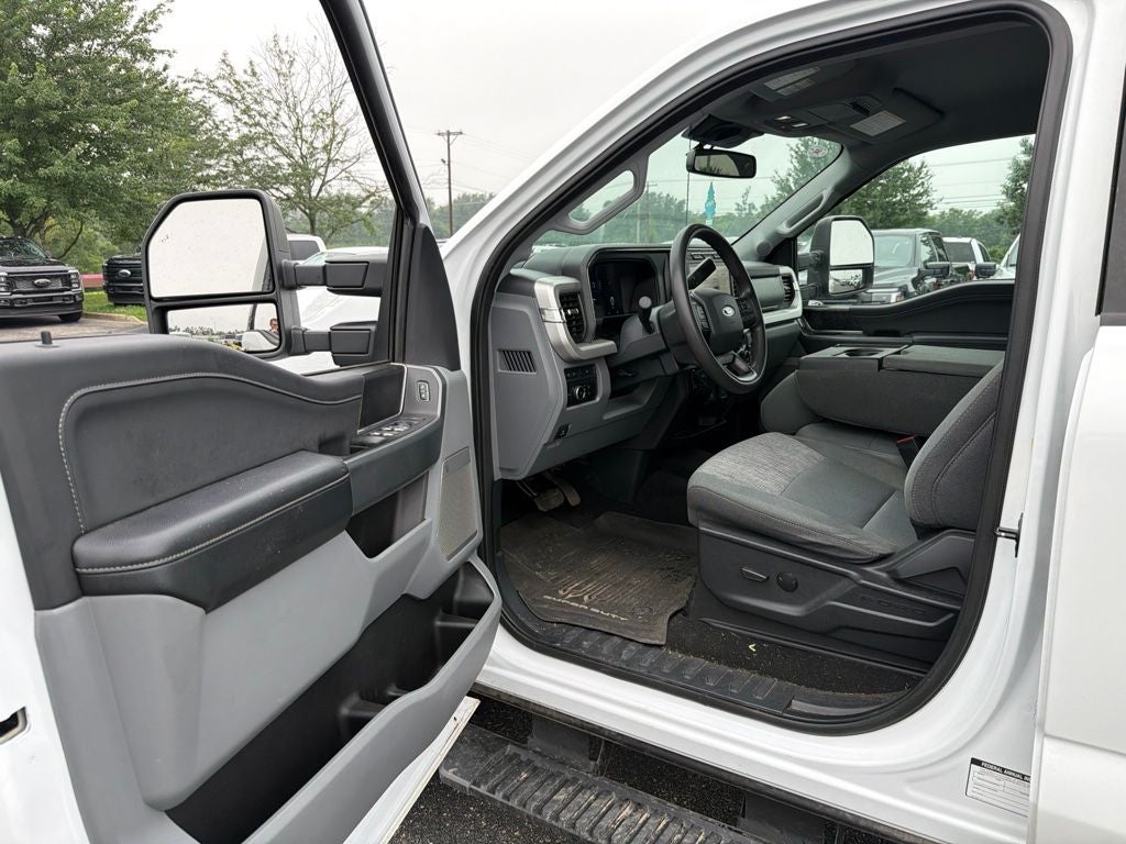 2023 Ford F-350SD XLT