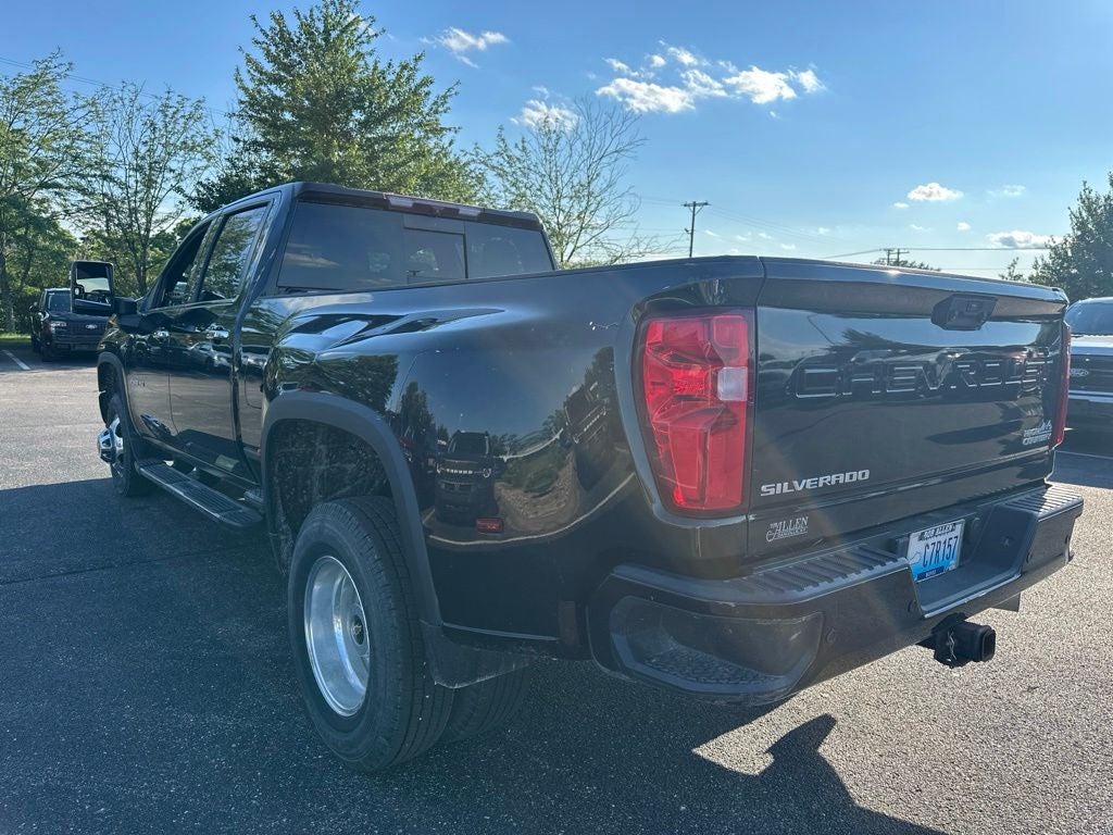 2022 Chevrolet Silverado 3500HD High Country