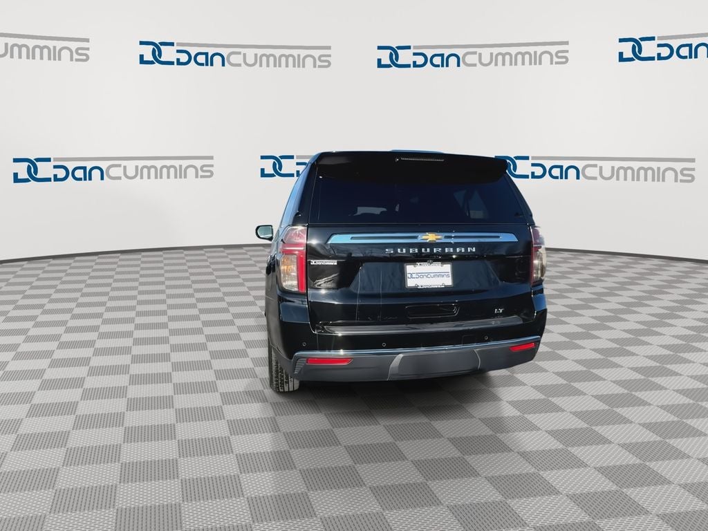 2024 Chevrolet Suburban LT