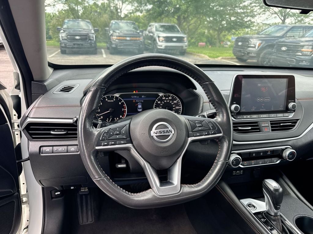 2022 Nissan Altima 2.5 SR