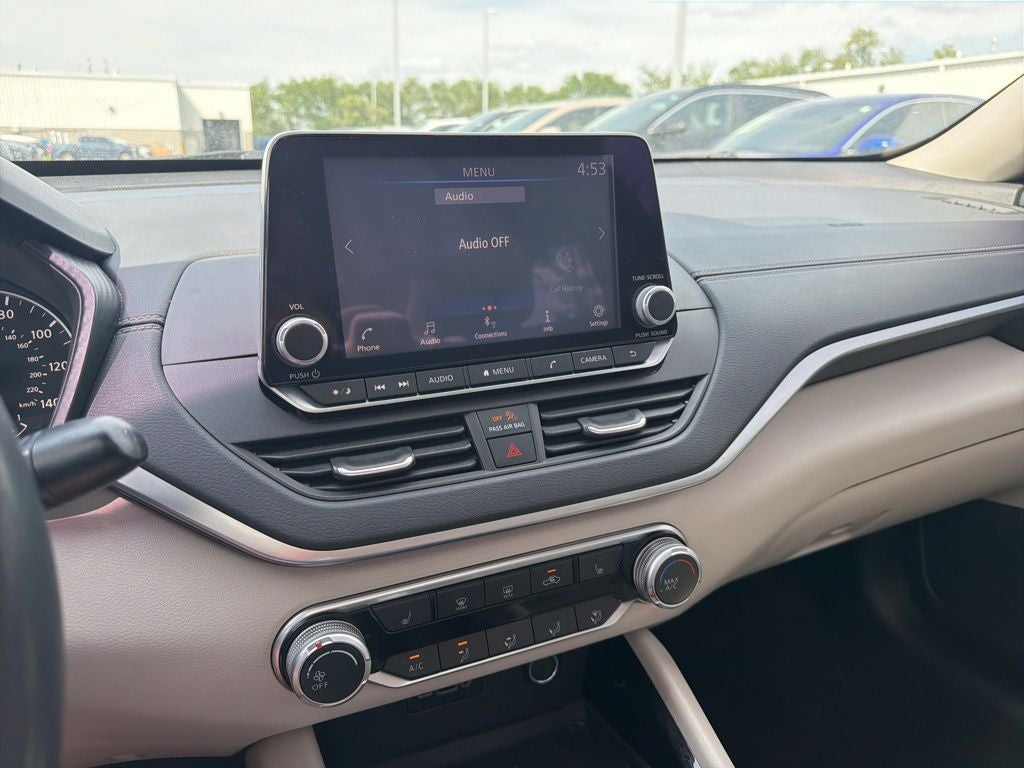 2021 Nissan Altima 2.5 SV