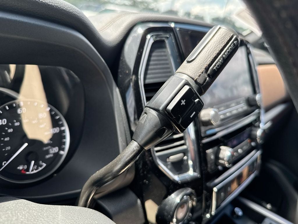 2020 Nissan Titan Platinum Reserve