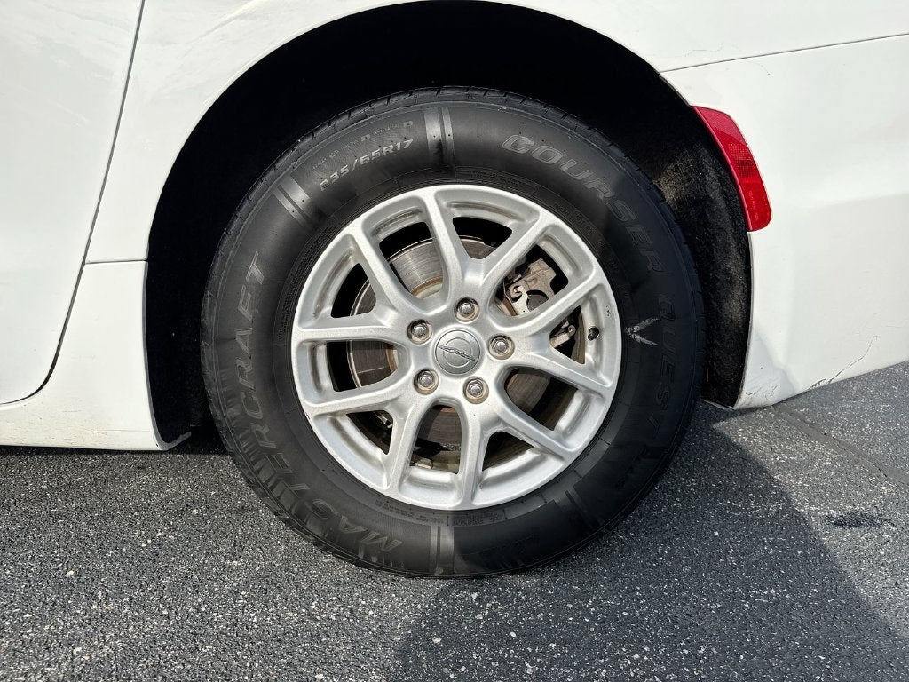 2020 Chrysler Pacifica Touring L
