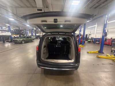 2018 Chrysler Pacifica Touring Plus