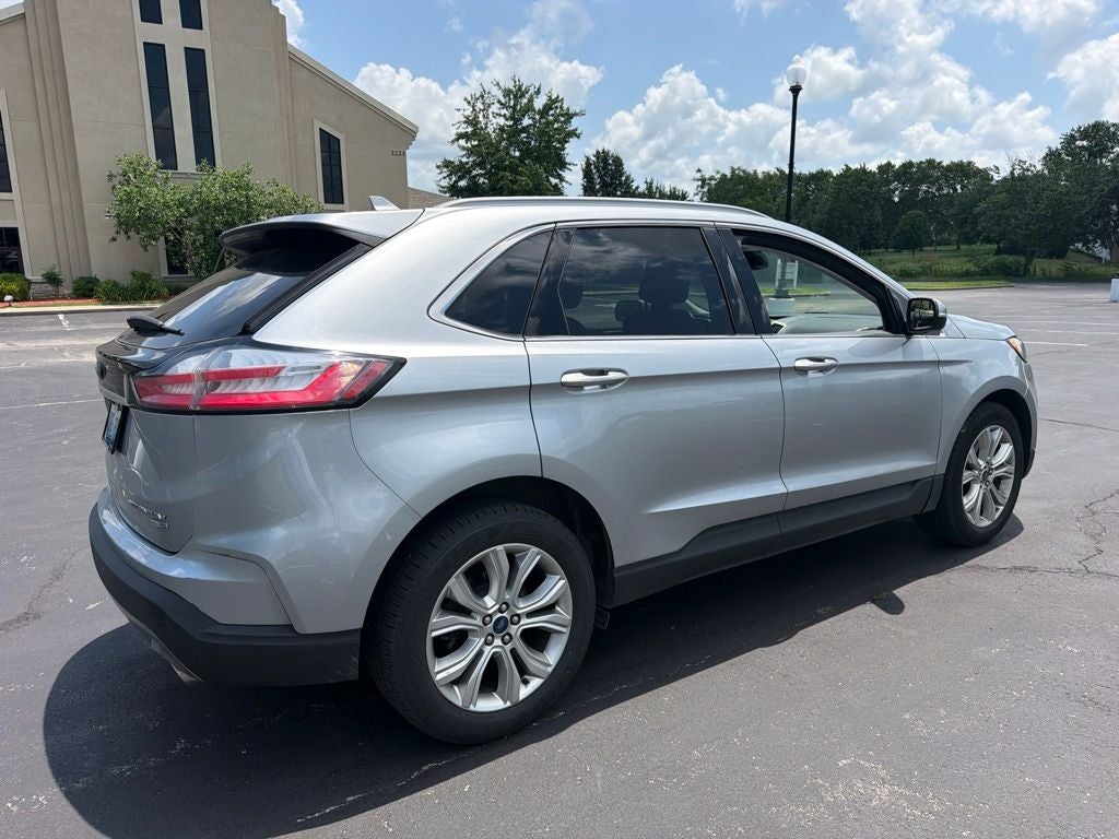 2020 Ford Edge Titanium