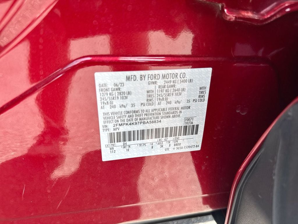 2023 Ford Edge Titanium