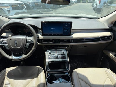 2022 Lincoln Nautilus Standard