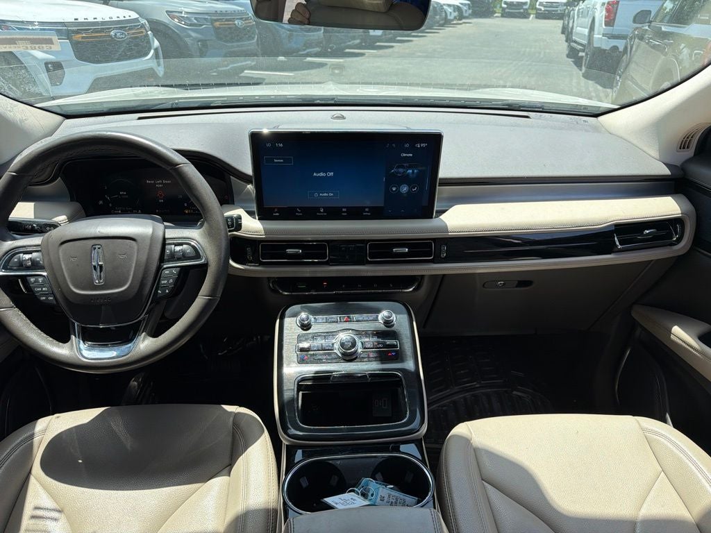2022 Lincoln Nautilus Standard