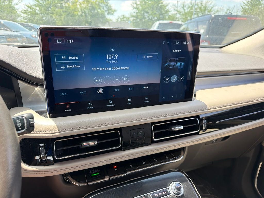 2022 Lincoln Nautilus Standard