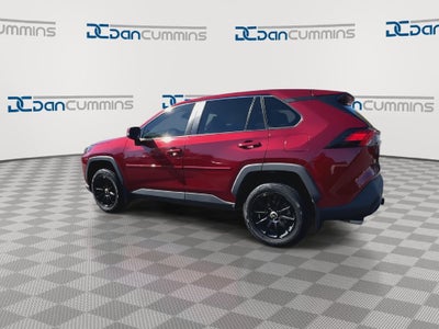 2022 Toyota RAV4 LE