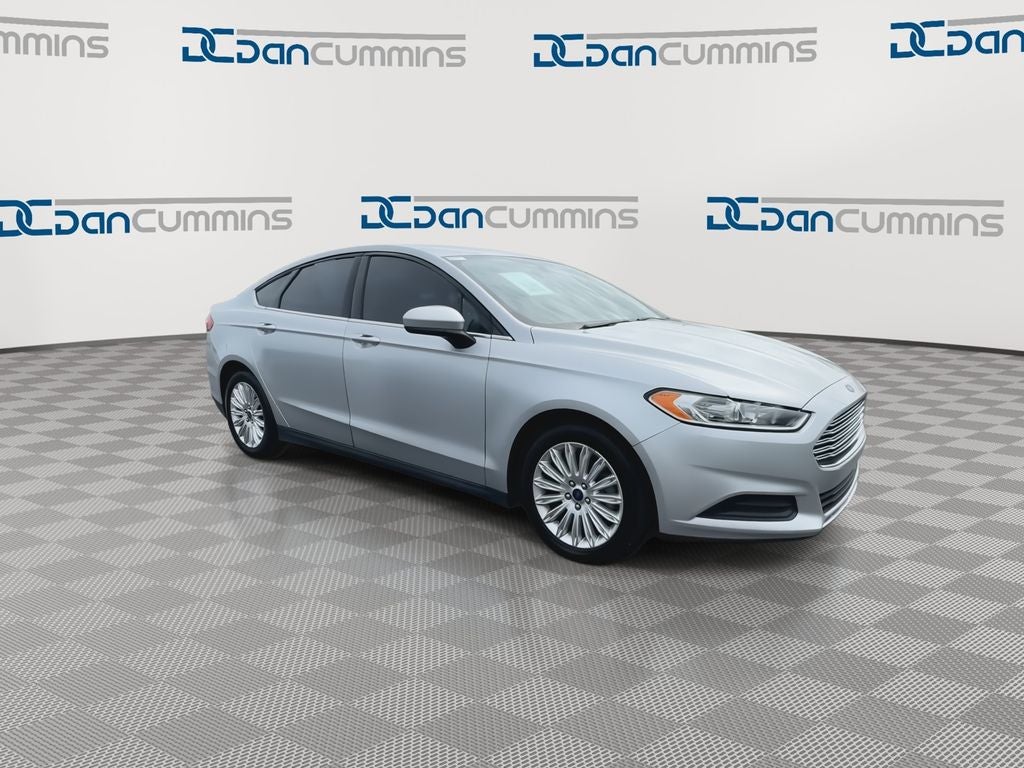 2016 Ford Fusion Hybrid S