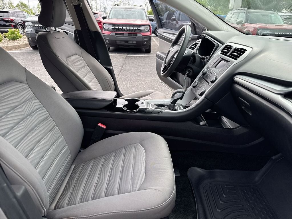 2016 Ford Fusion Hybrid S