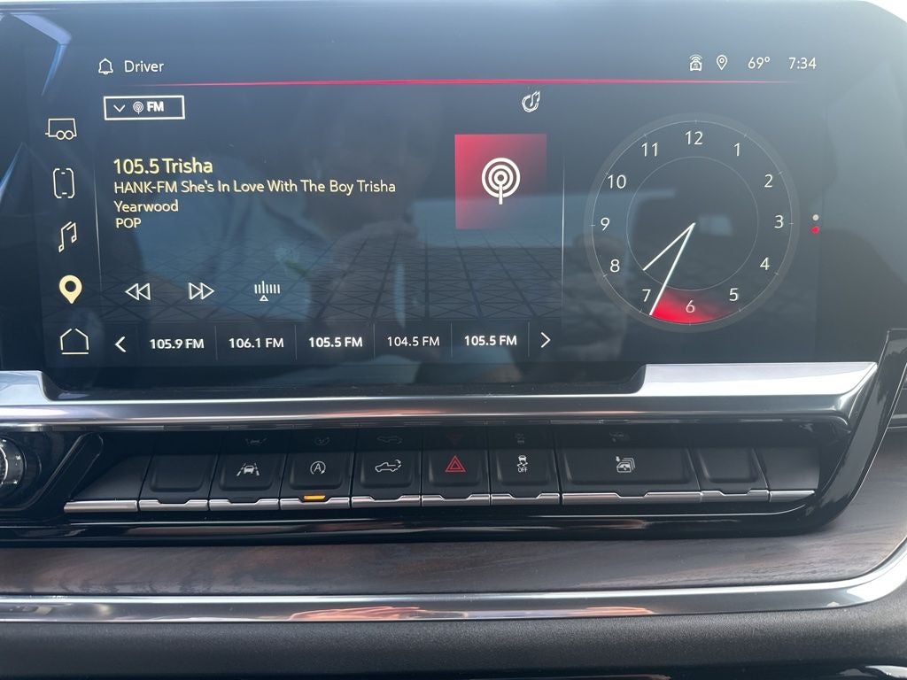 2025 GMC Sierra 1500 SLT