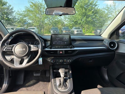 2022 Kia Forte FE