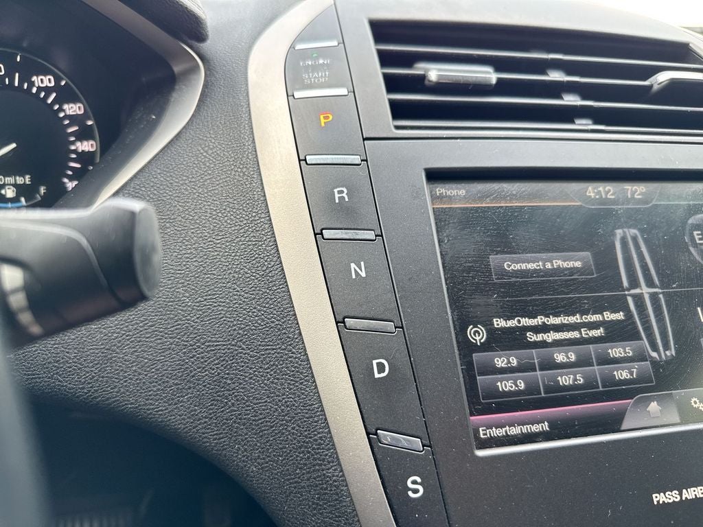 2016 Lincoln MKZ Base