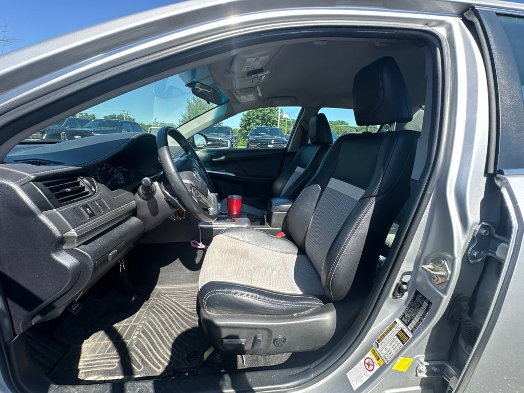 2014 Toyota Camry SE